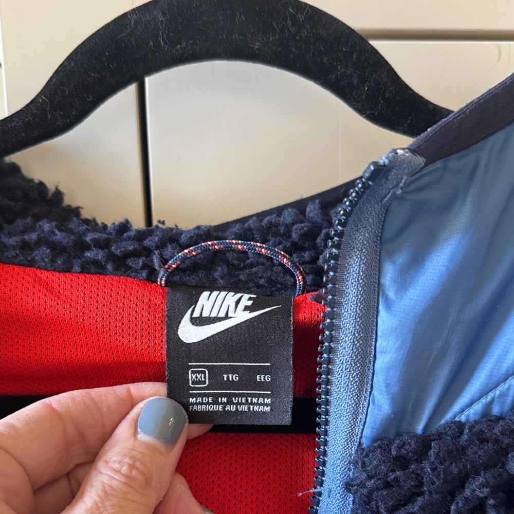 Nike Navy Sherpa Jacket with Light Blue, White & Red Accents - Picture 3 of 9